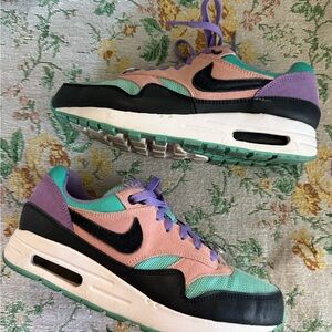 Nike Air Max 1 Have a Nike Day Size GS 7 (Womens 8.5)